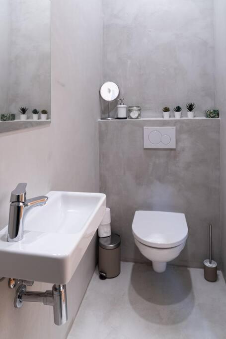 Sauna Apartment - Brünn  Kültér fotó